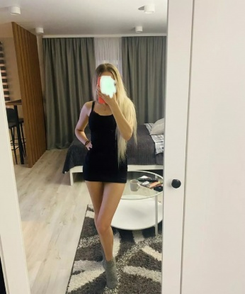 💋 У меня есть все, чтобы сделать ваше свидание незабываемым: комфортабельное жилье, мягкий теплый свет и интимная обстановка, которая поможет вам расслабиться в моих объятиях. ✨😉 Я готова предложить вам широкий спектр развлечений, чтобы удовлетворить самые сокровенные желания. 💥 Качественный эскорт, эротический массаж, вербальные игры, фантазии, секс игрушки – это лишь малая часть того, что я могу предложить. 💦 Мои услуги абсолютно конфиденциальны, мои фото реальны. 👄💎 Я всегда готова доставить вам наслаждение. Забудьте о повседневности и погрузитесь в мир наслаждения со мной. 💕💃 Отмечу, что у меня есть положительные отзывы, гарантирующие качество предоставляемых услуг. 💌 Жду вас в Москве, чтобы создать незабываемые воспоминания вместе! 💞🔥 Злата